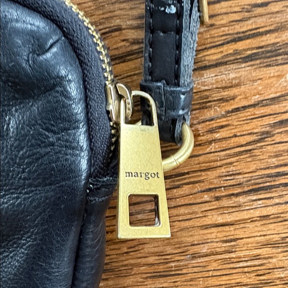Margot Ryan Phone Crossbody in Black - Picture 5 of 11